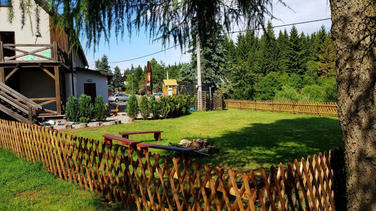 Penzion Studánka, Klíny Hotel Exterior foto